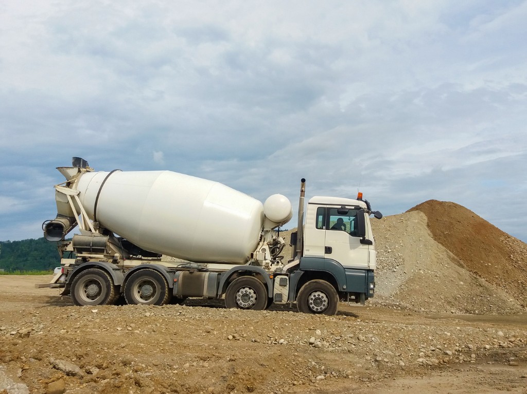 Concrete mixing truck